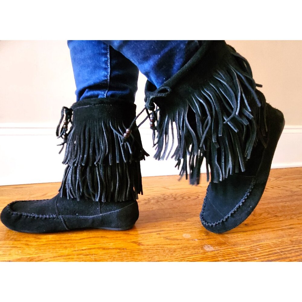 Black Fringe Suede Women's Moccasin Boots